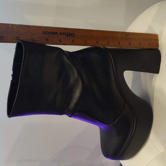 Gianni Bini GB Black platform leather high heel boots New 9 1/2 Retro Sexy Goth - Picture 4 of 8
